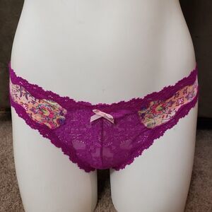 Victoria's secret Dream Angel's Thong Floral New